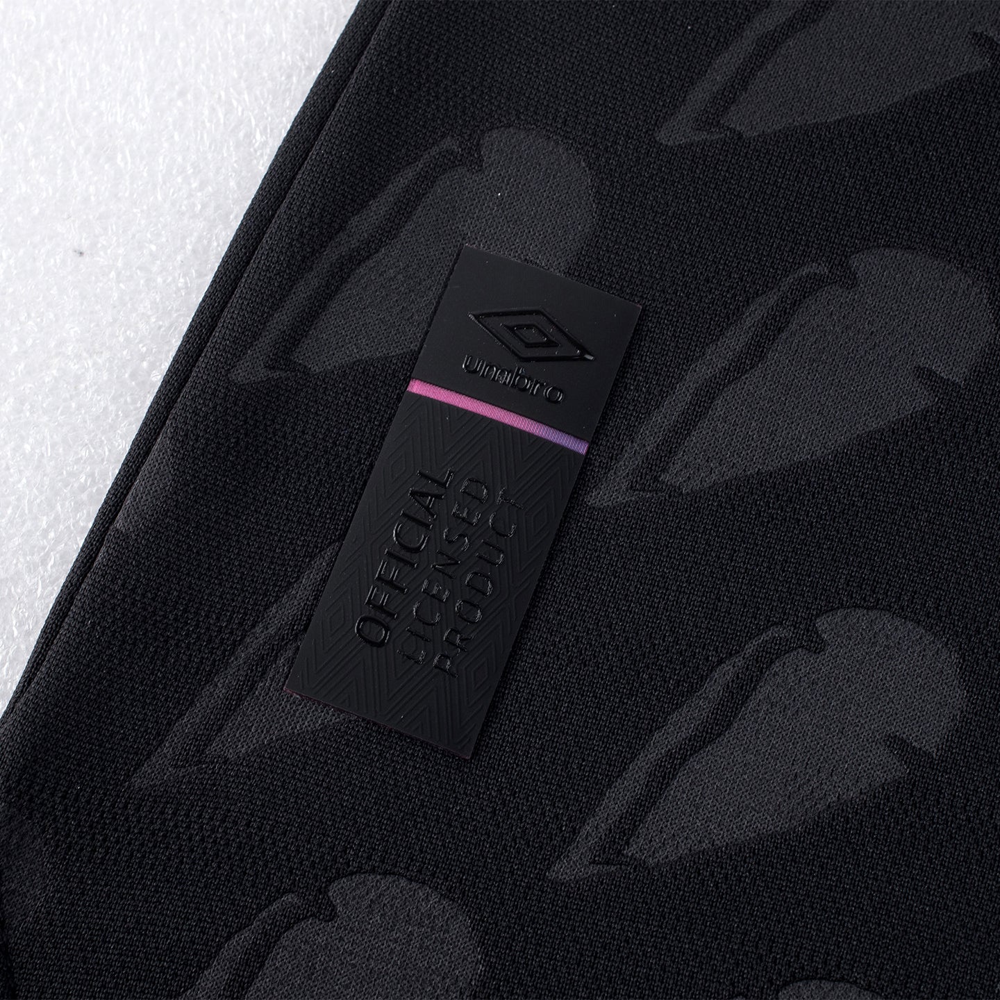 Umbro El Salvador Women's Third Jersey 2025 - UUL1ESAS625102-060-UMBRO by Umbro | Available at Niky's Sports