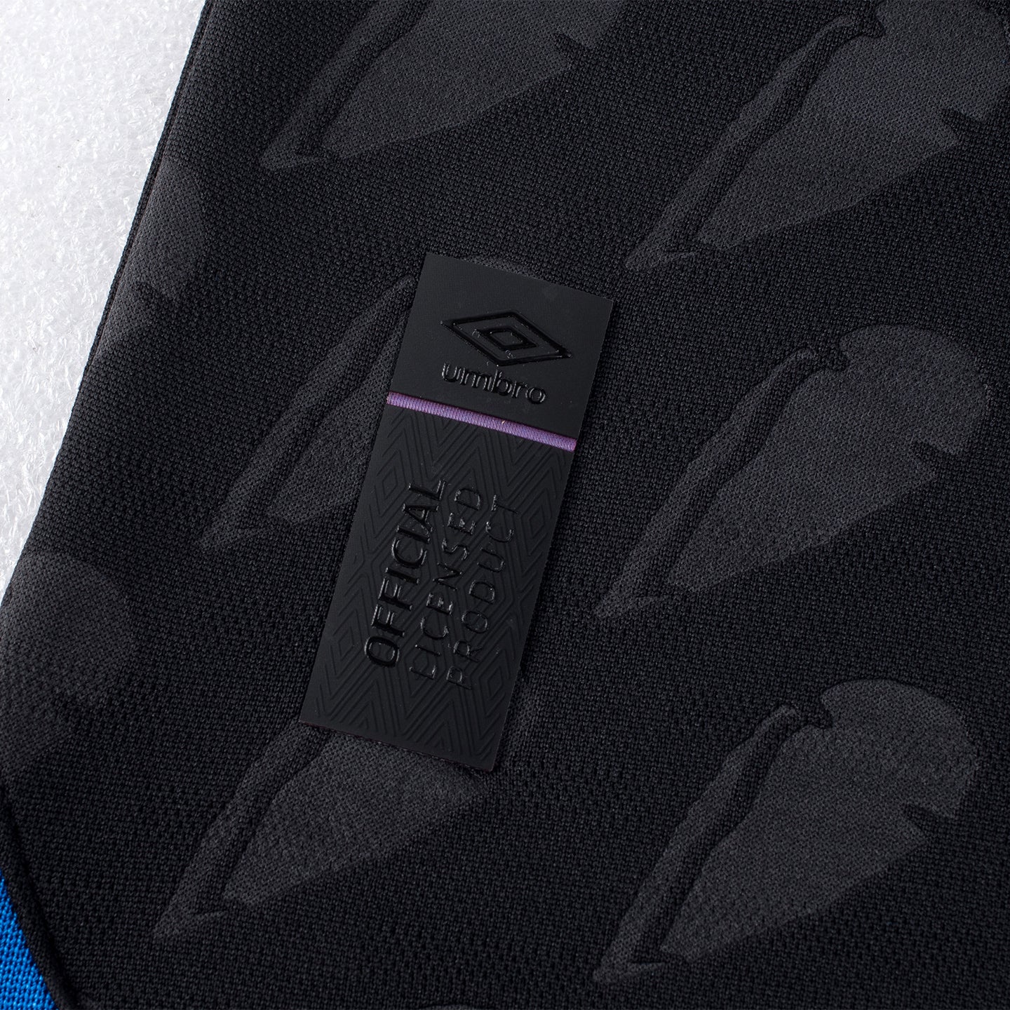 Umbro El Salvador Men's 3rd Jersey 25/26 - UUM1ESAJ525111-060-UMBRO by Umbro | Available at Niky's Sports