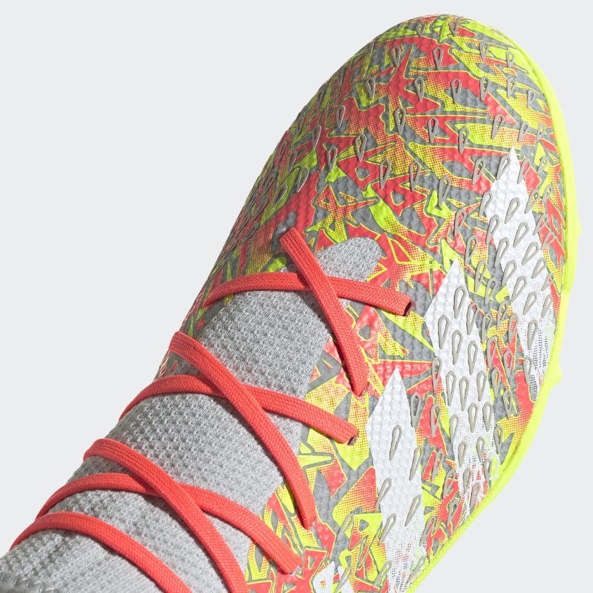 MEN’S PREDATOR FREAK.3 TURF SOCCER SHOES