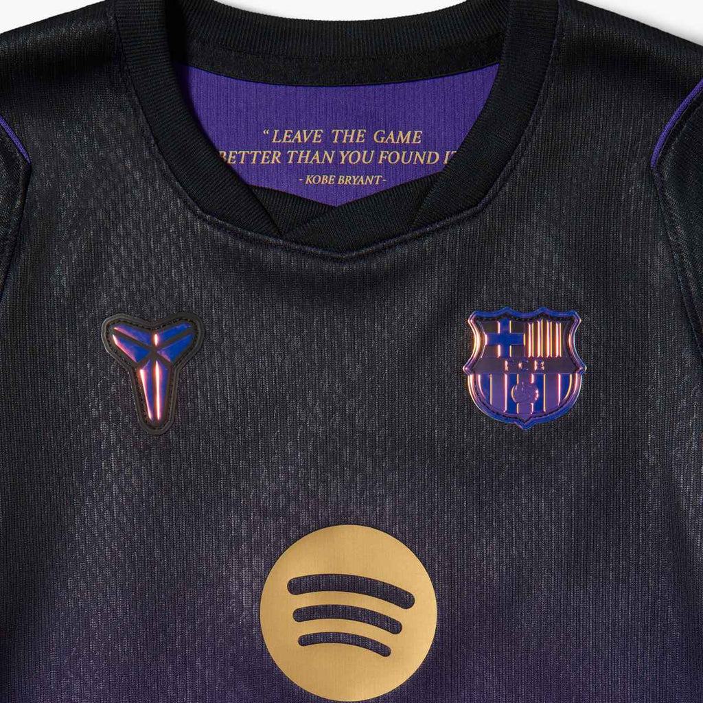 FC Barcelona 2026/27 Stadium Away