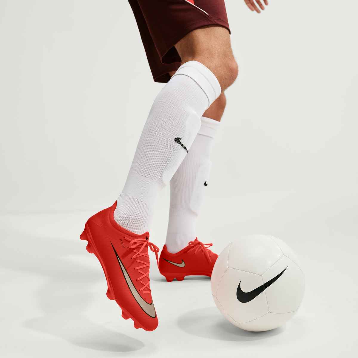 Nike Mercurial Vapor 17 Pro Firm-Ground Low-Top Soccer Cleats