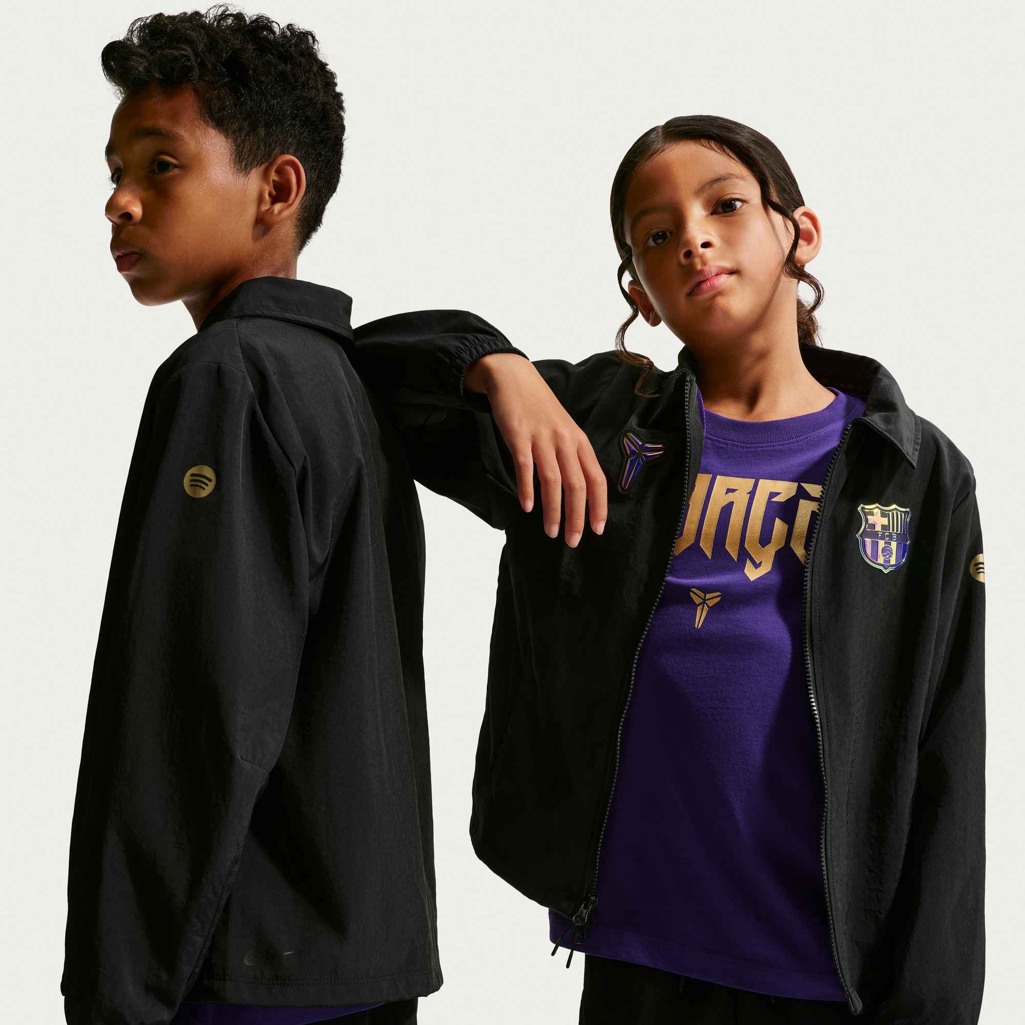 NIKE FC Barcelona Away Big Kids' Kobe Soccer Woven Jacket