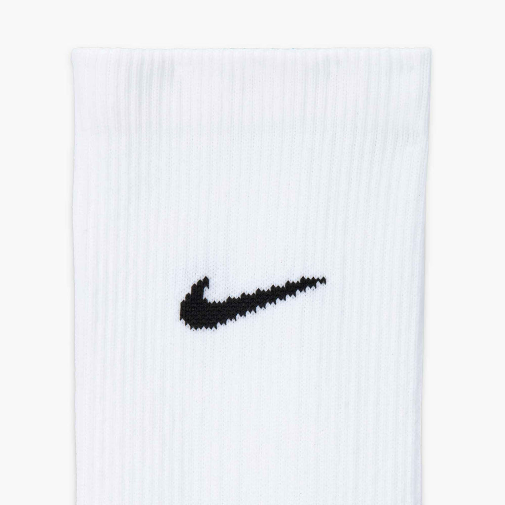 NIKE STRIKE CREW SOCKS