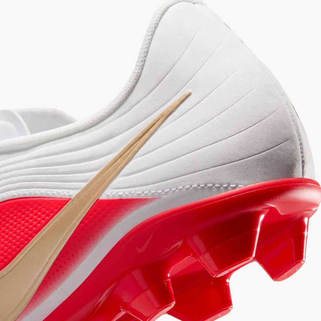 Nike Tiempo Maestro Club Multi-Ground Low-Top Soccer Cleats