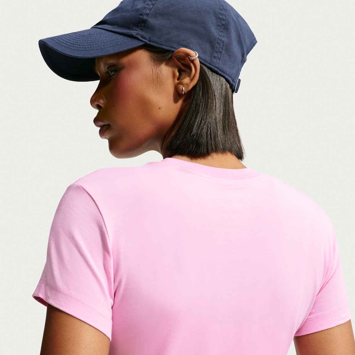 Nike Sportswear Chill Knit Women's Cropped T-Shirt