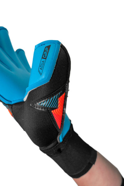 REUSCH Attrakt Aqua Evolution