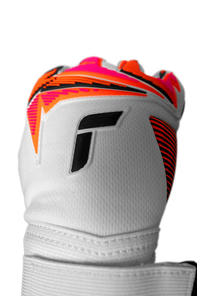REUSCH Attrakt Freegel Gold X