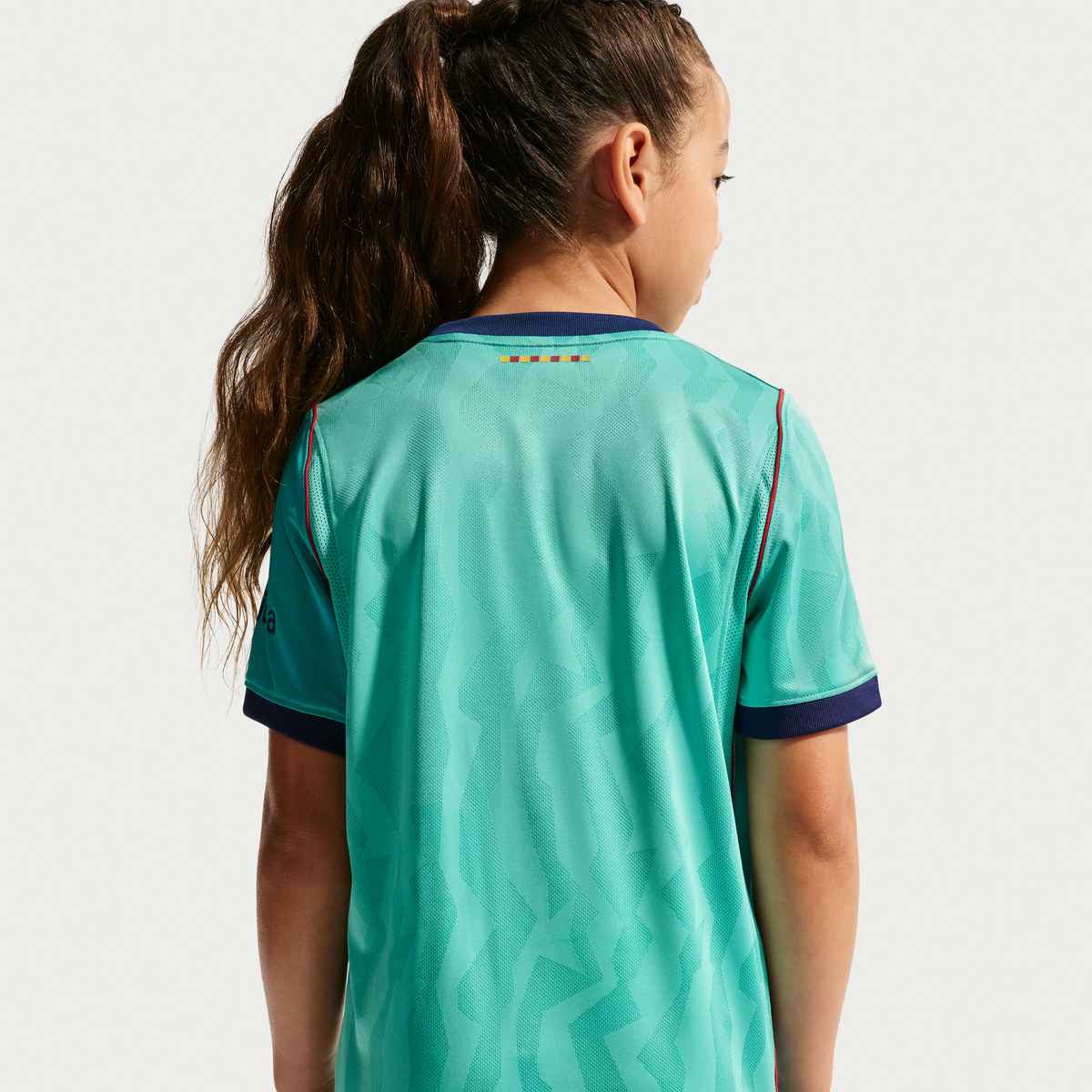 NIKE FC Barcelona 2026/27 Stadium Third Big Kids' Nike Dri-FIT Soccer Replica Jersey