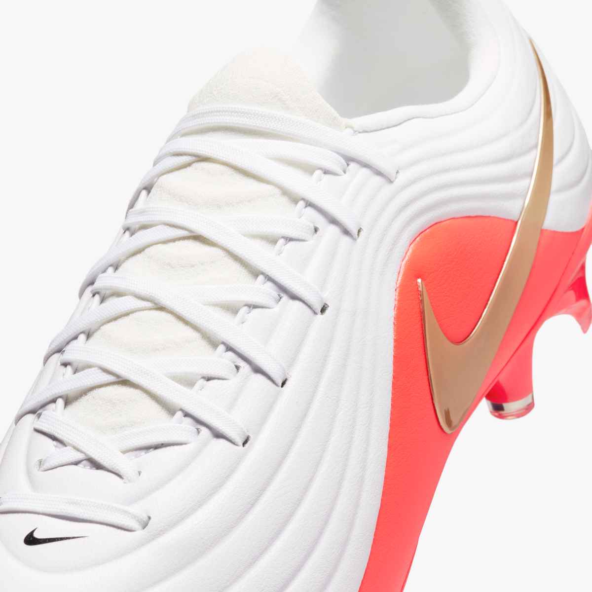Nike Tiempo Maestro Academy Multi-Ground Low-Top Soccer Cleats