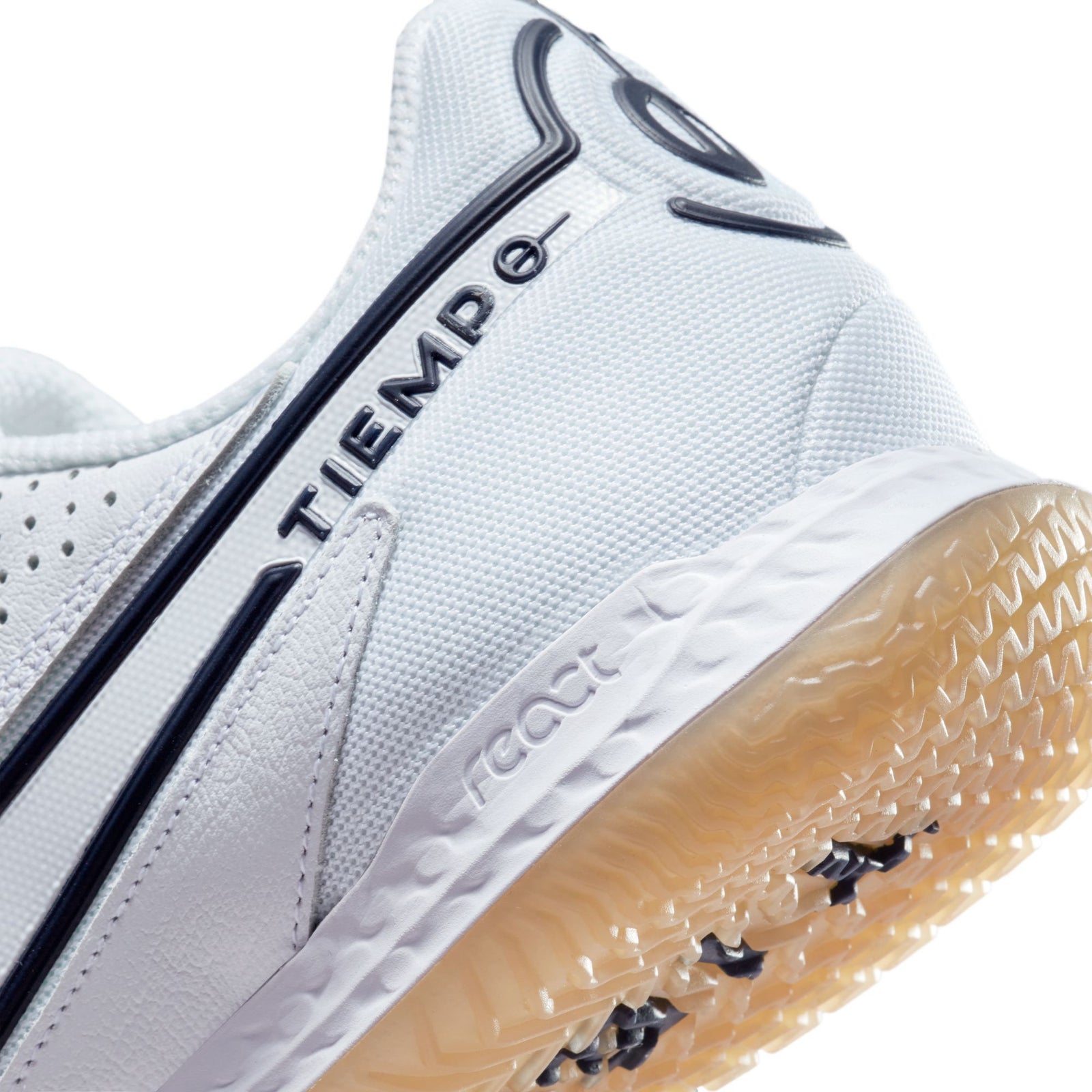 セール 登場から人気沸騰 Pro 9 Legend Tiempo React Nike IC Shoe Soccer Indoor/Court ロッド