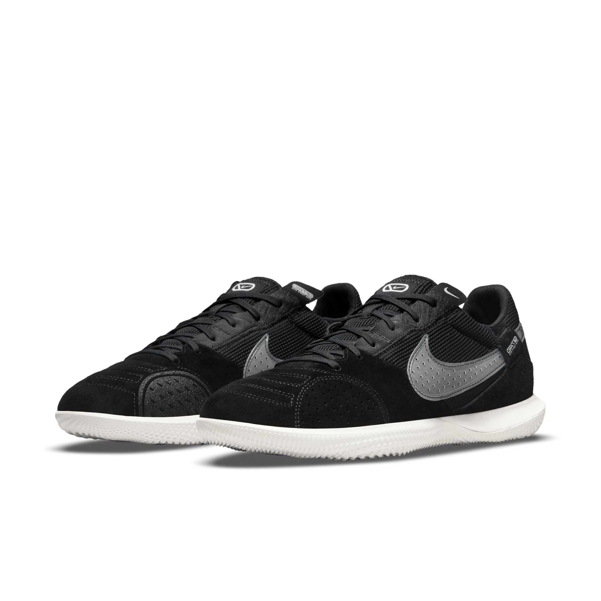 Nike Streetgato Low-Top Soccer Shoes