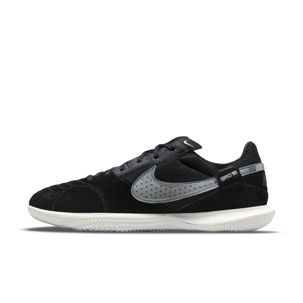 Nike Streetgato Low-Top Soccer Shoes