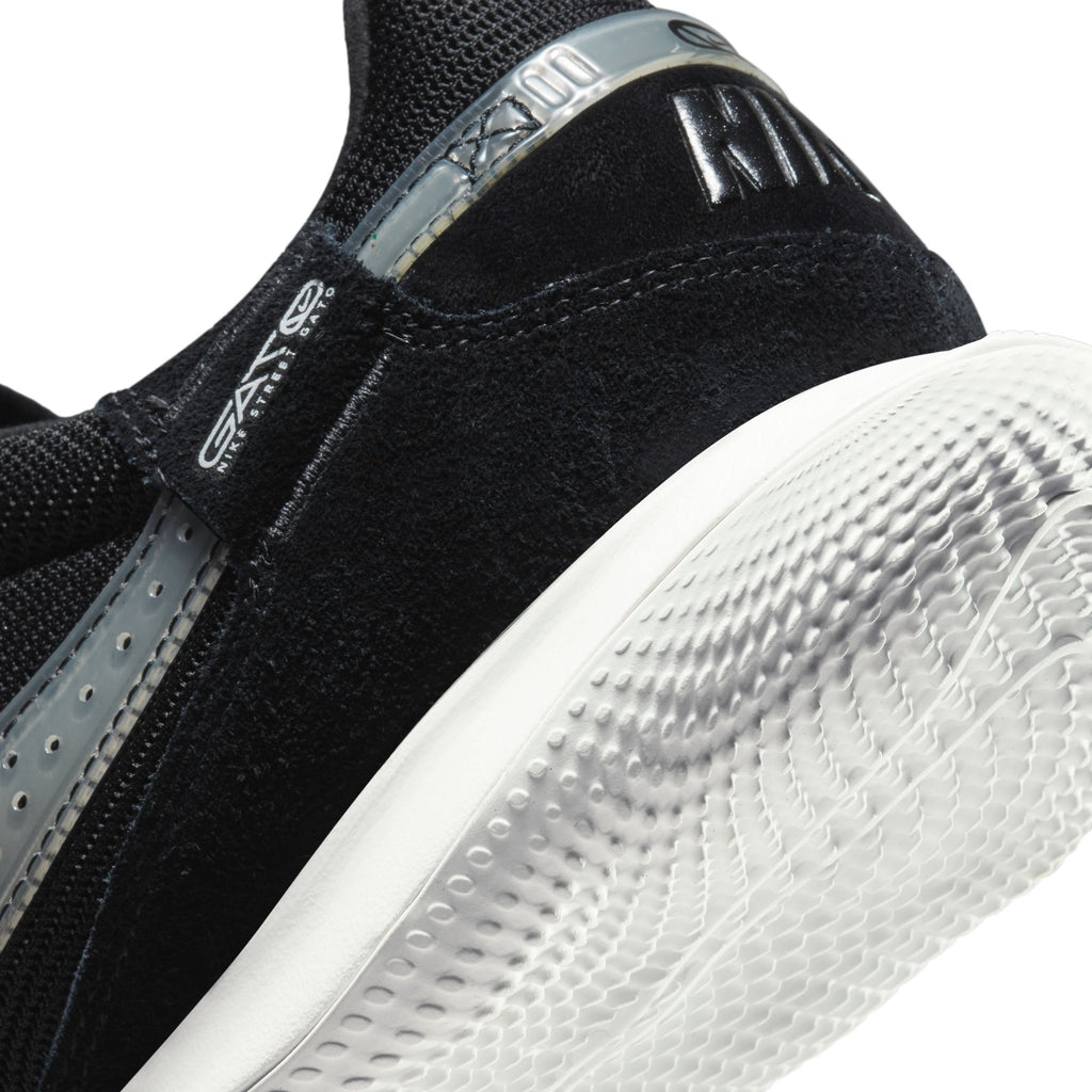 Nike Streetgato Low-Top Soccer Shoes