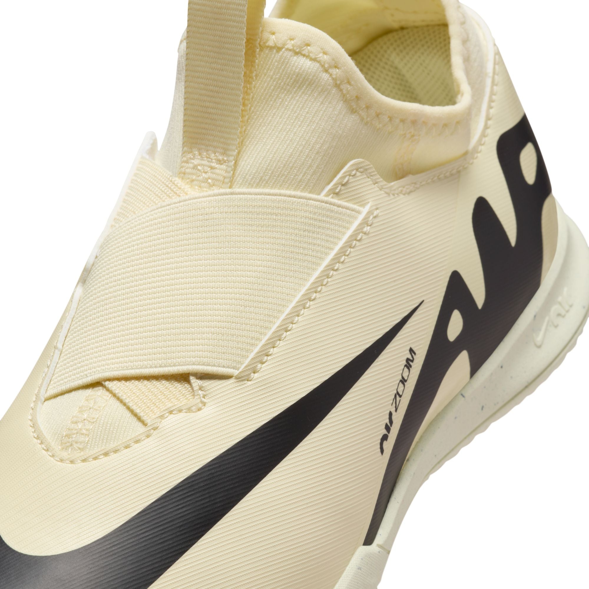 Nike Jr. Mercurial Vapor 15 Academy Little/Big Kids' Indoor/Court Low-Top Soccer Shoes