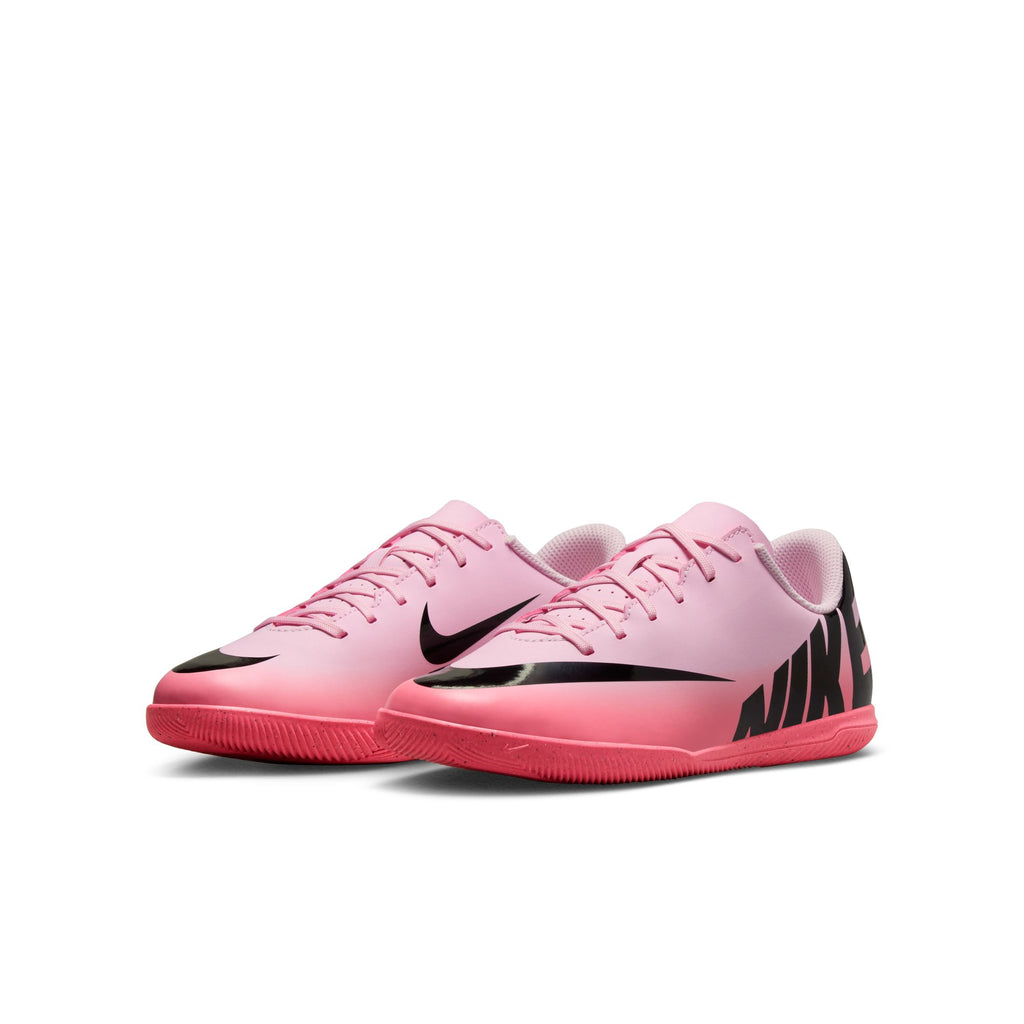 Nike Jr. Mercurial Vapor 15 Club Little/Big Kids' Indoor/Court Low-Top Soccer Shoes