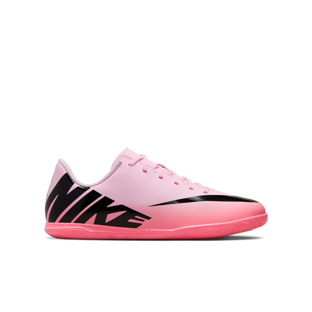 Nike Jr. Mercurial Vapor 15 Club Little/Big Kids' Indoor/Court Low-Top Soccer Shoes