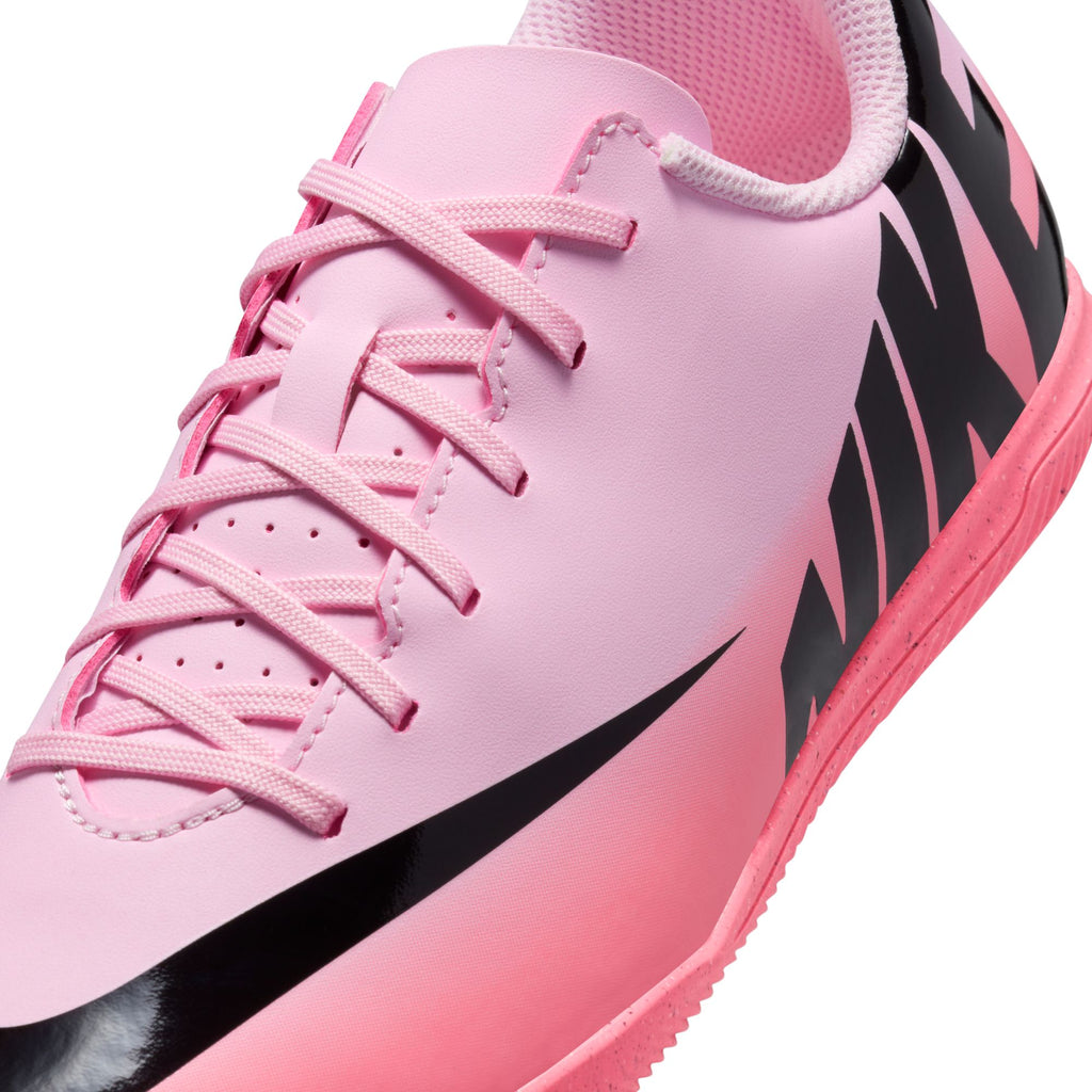 Nike Jr. Mercurial Vapor 15 Club Little/Big Kids' Indoor/Court Low-Top Soccer Shoes