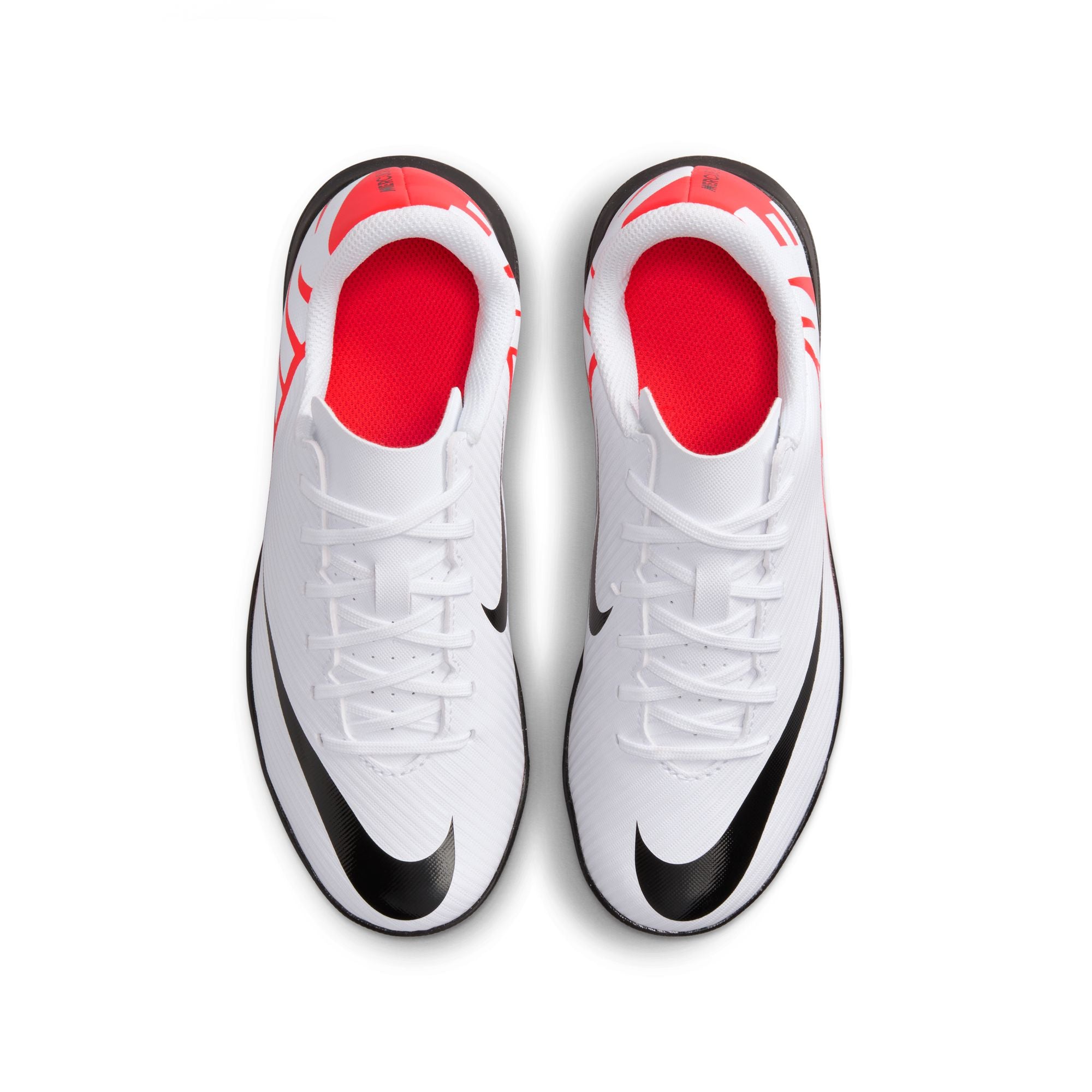 Nike Jr. Mercurial Vapor 15 Club Little/Big Kids' Turf Soccer Shoes