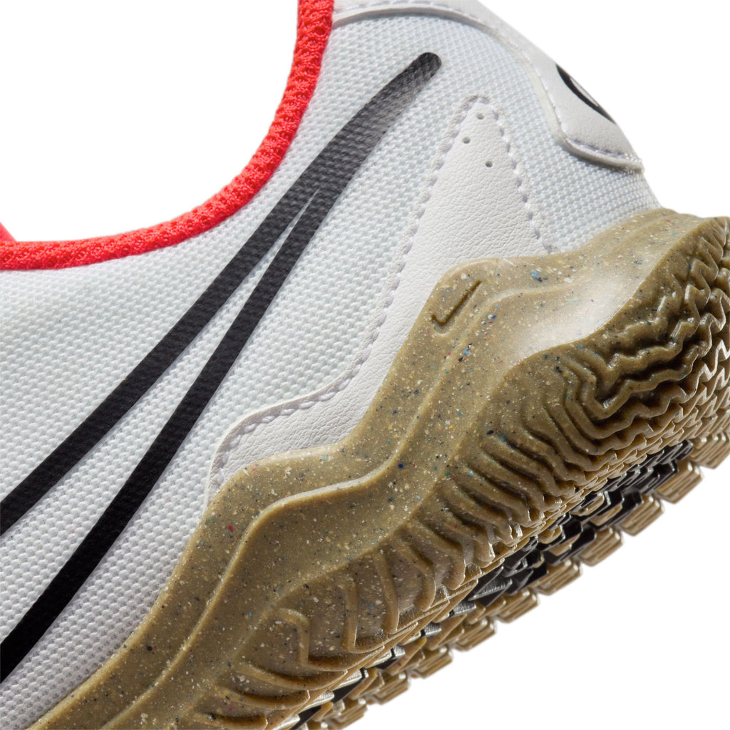 Nike Jr. Tiempo Legend 10 Club Little/Big Kids' Indoor/Court Soccer Shoes