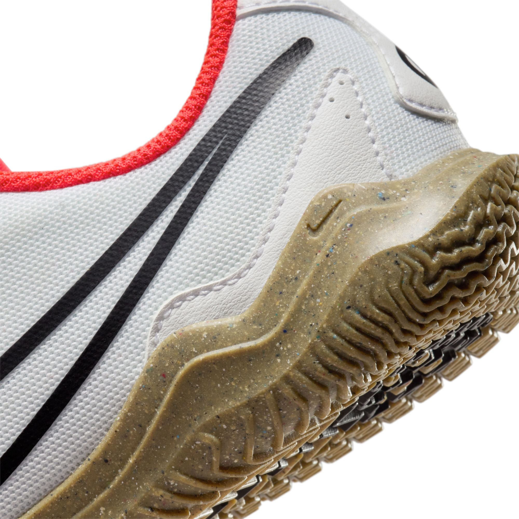 Nike Jr. Tiempo Legend 10 Club Little/Big Kids' Indoor/Court Soccer Shoes
