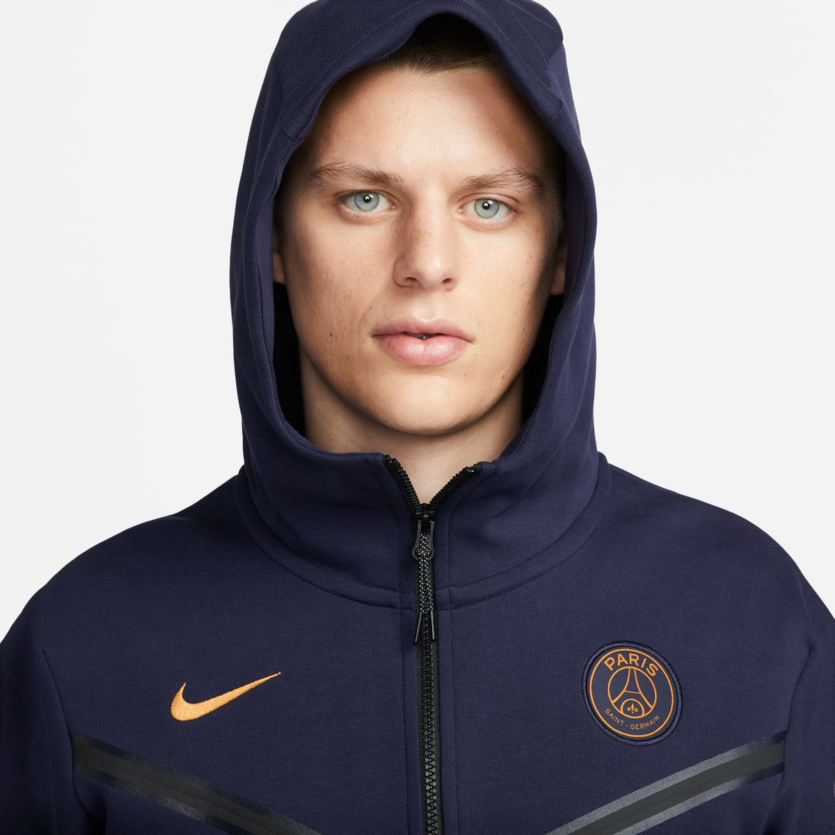 Nike Paris SaintGermain Tech Fleece Windrunner Men's FullZip Hoodie