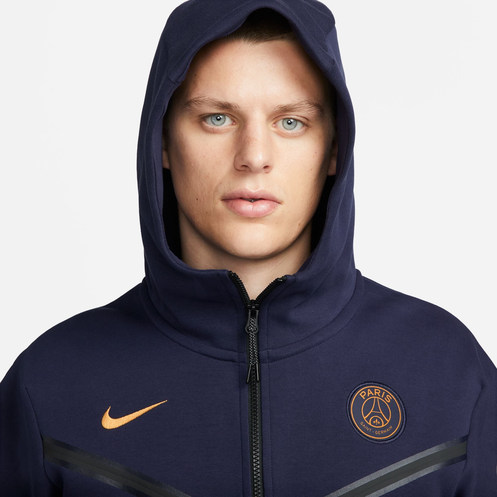 Nike Paris Saint-Germain Tech Fleece Windrunner Men's Full-Zip Hoodie ...