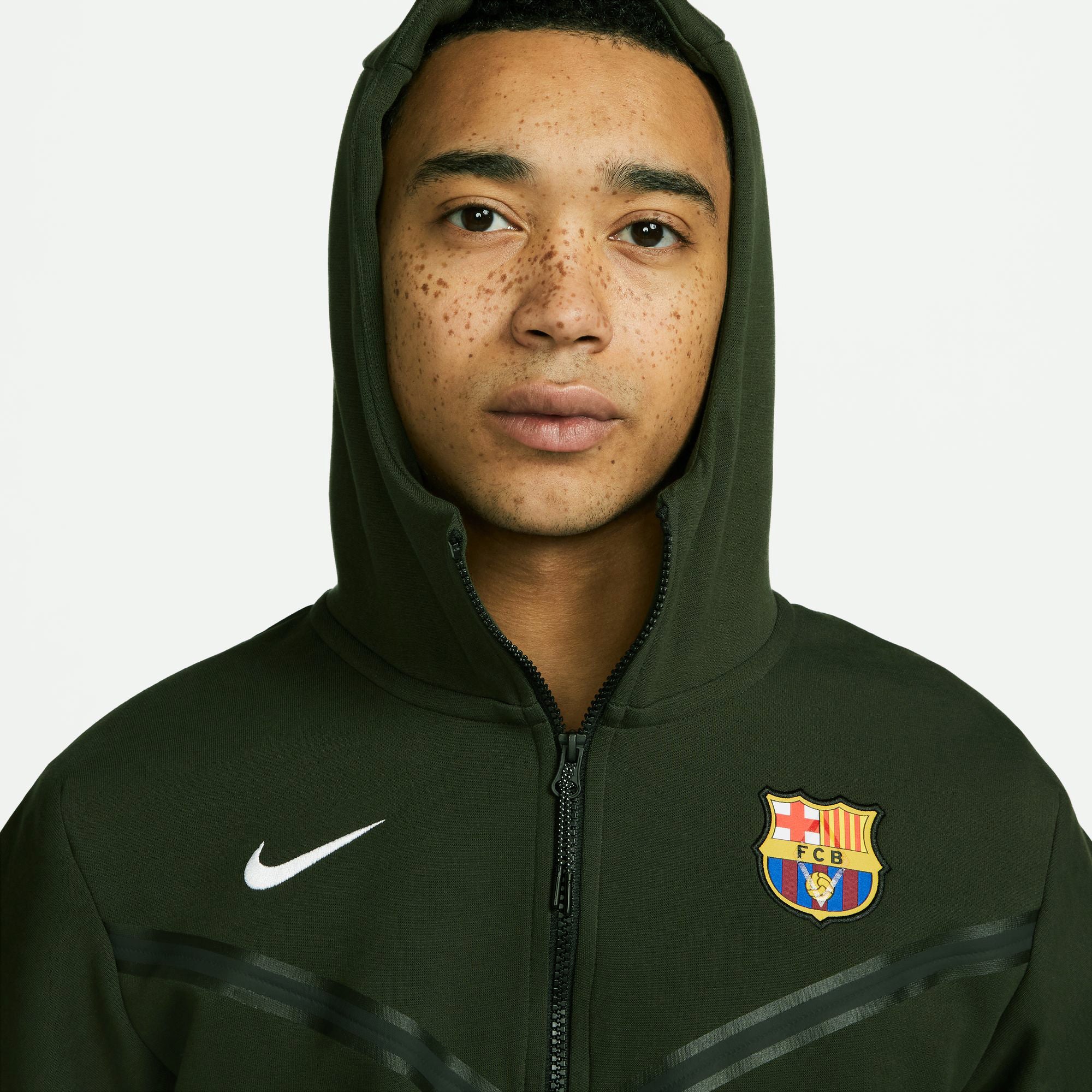 Ja Familielid diagonaal Nike Men's FC Barcelona Tech Fleece Jacket Olive