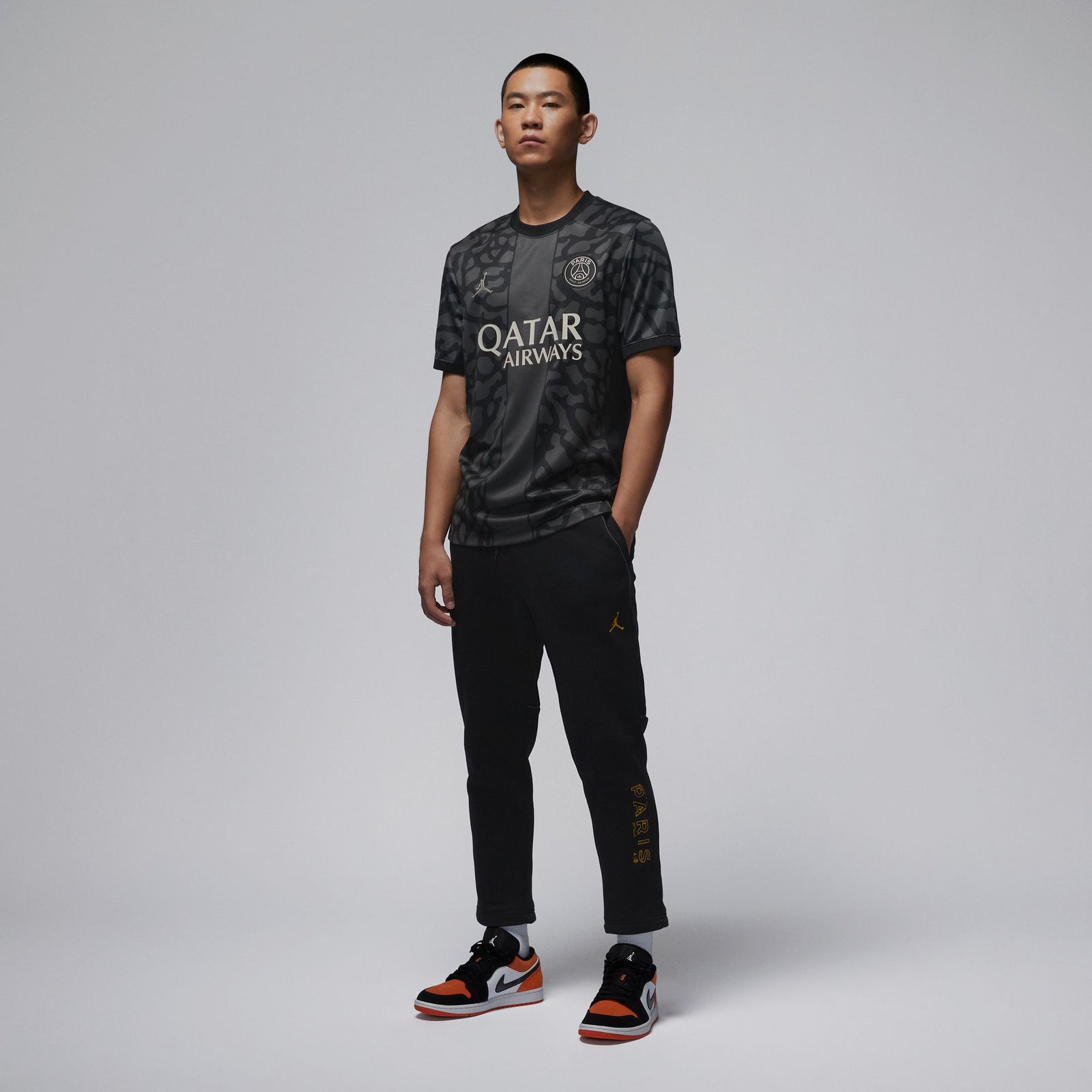 PSG hooded training presentation Soccer tracksuit 2023/24