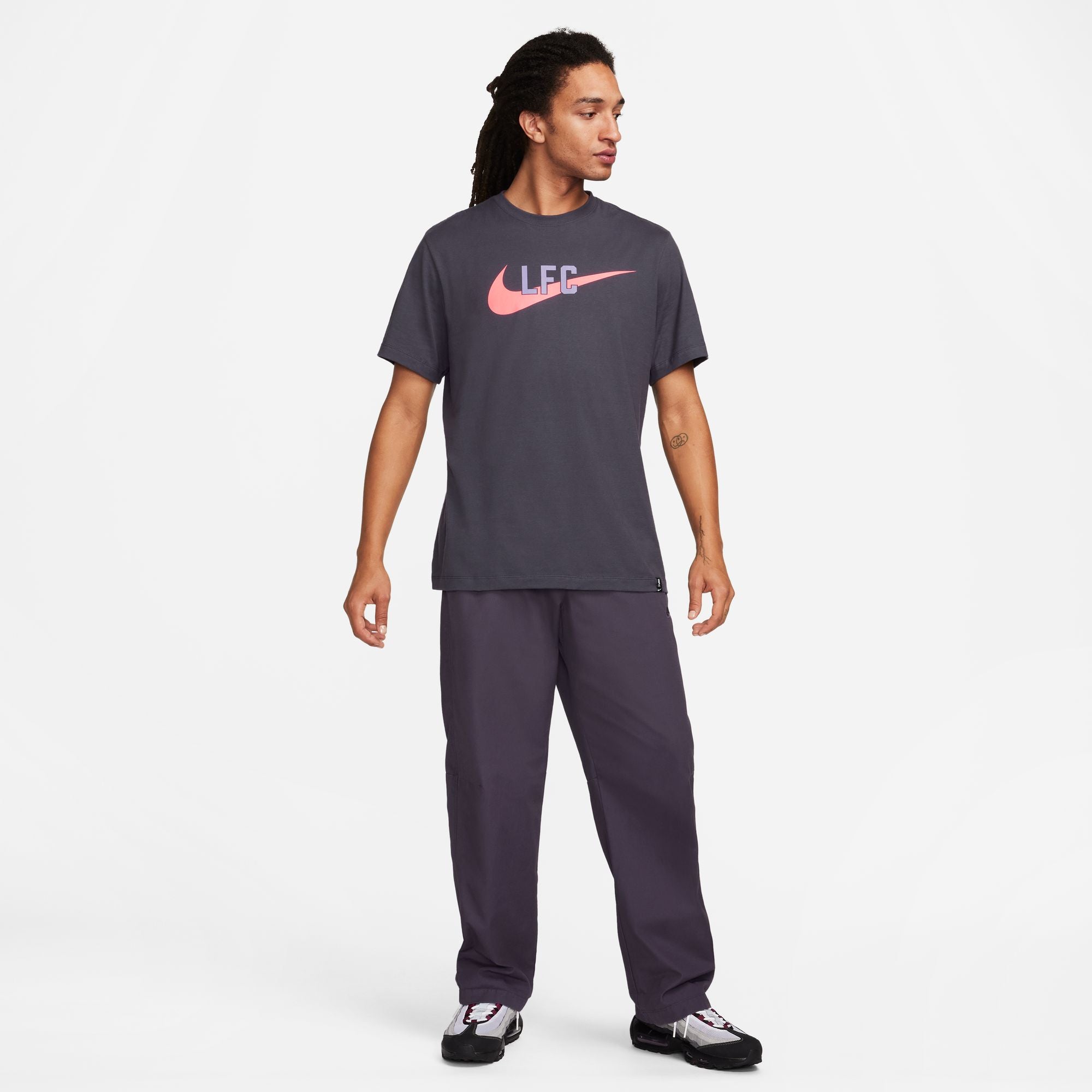 Nike Liverpool FC Swoosh Men's T-Shirt