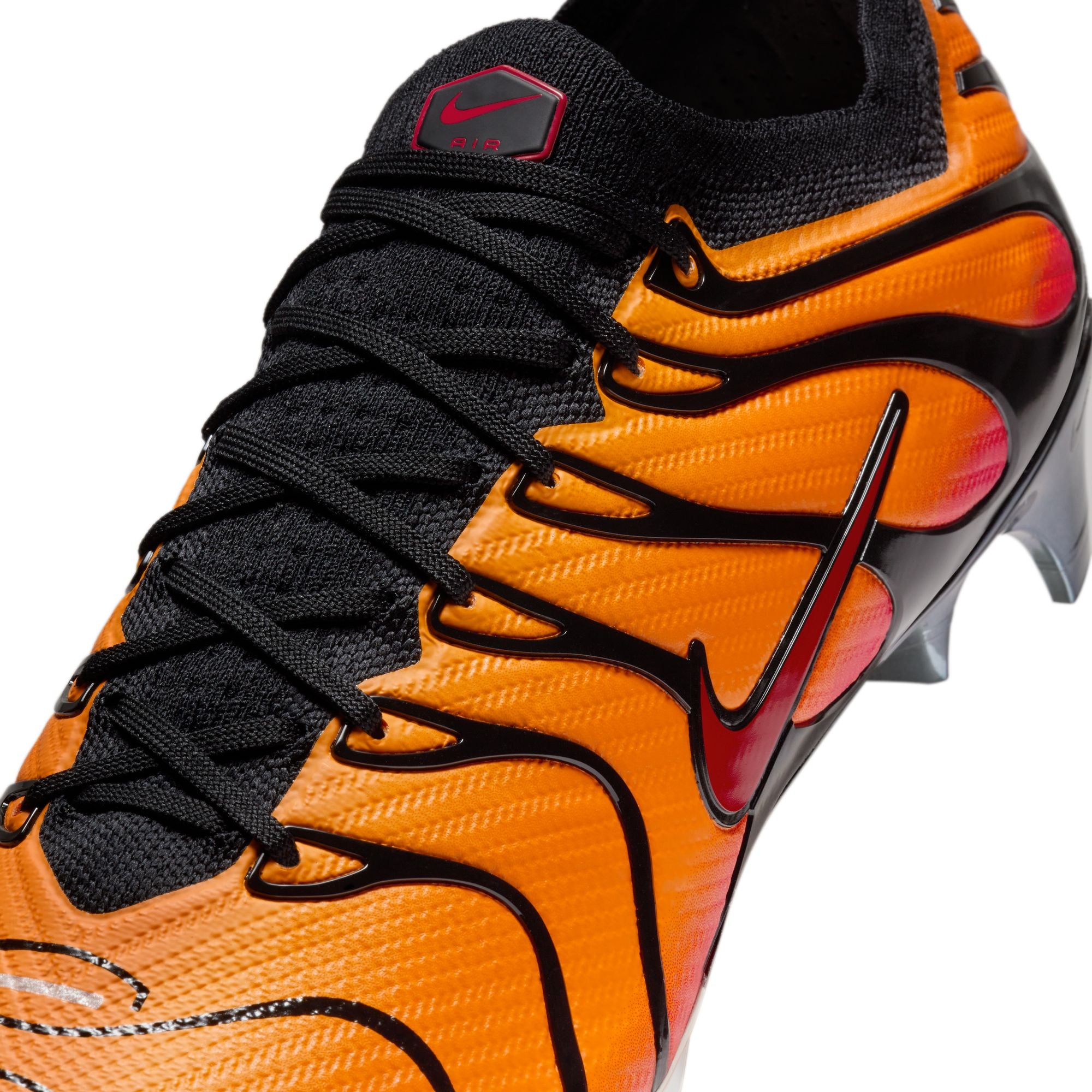 Nike Mercurial Vapor 15 x Air Max Plus FG Low-Top Soccer Cleats