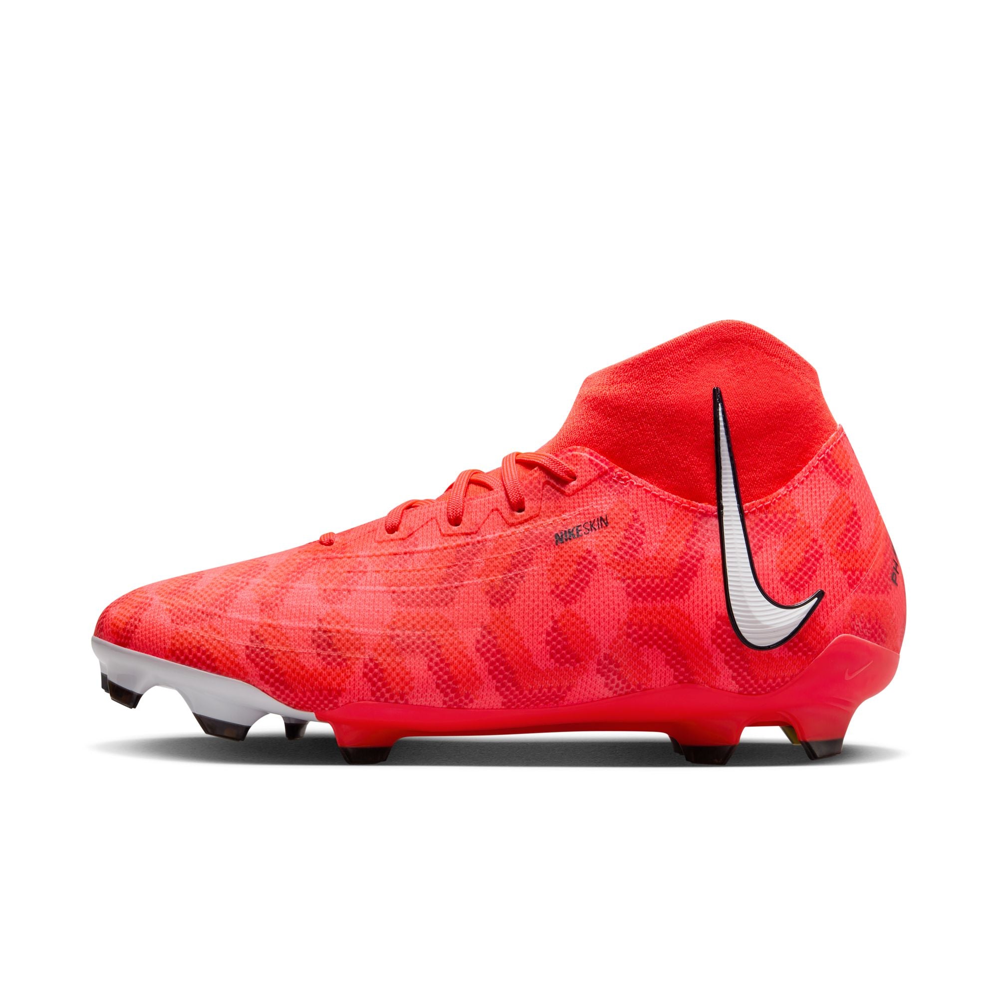 Nike Phantom Luna Firm-Ground Women's Soccer Cleats