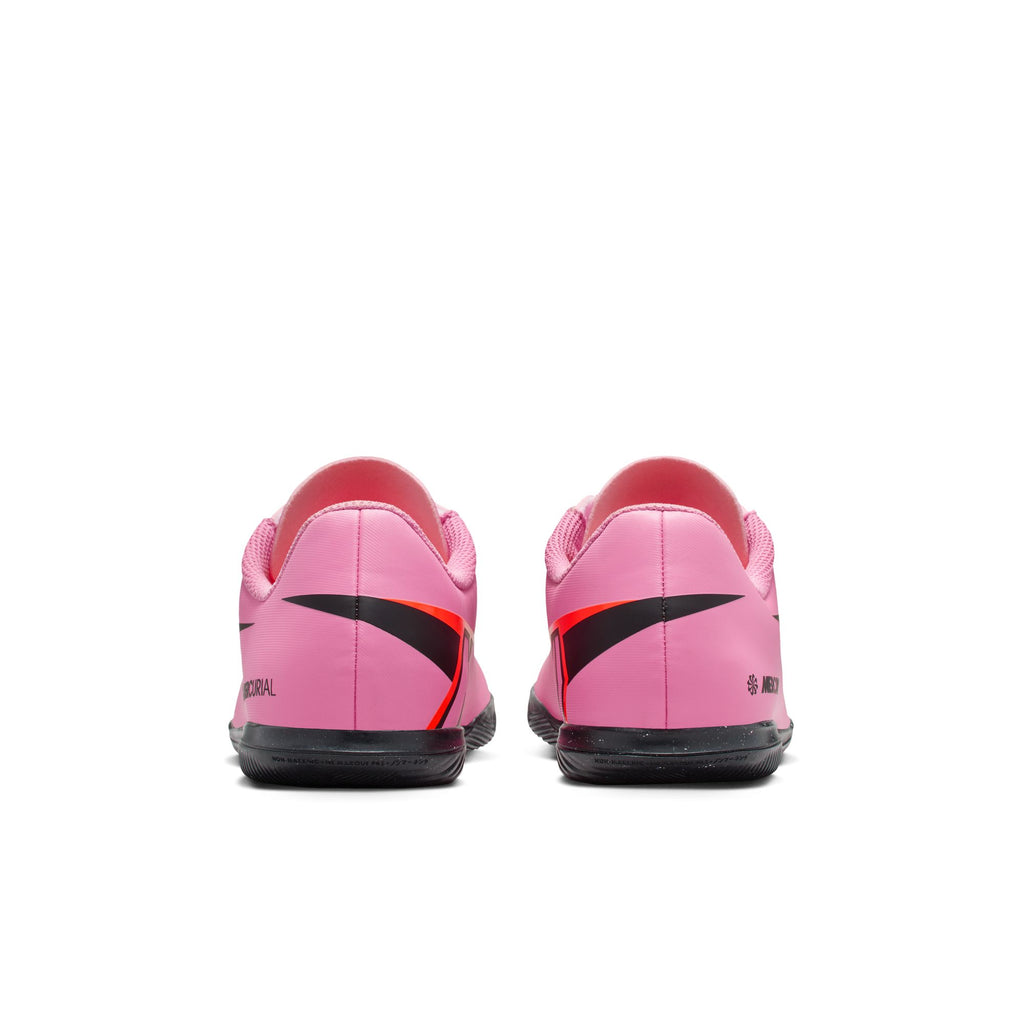 Nike Jr. Mercurial Vapor 16 Club Little/Big Kids' Indoor/Court Low-Top Soccer Shoes