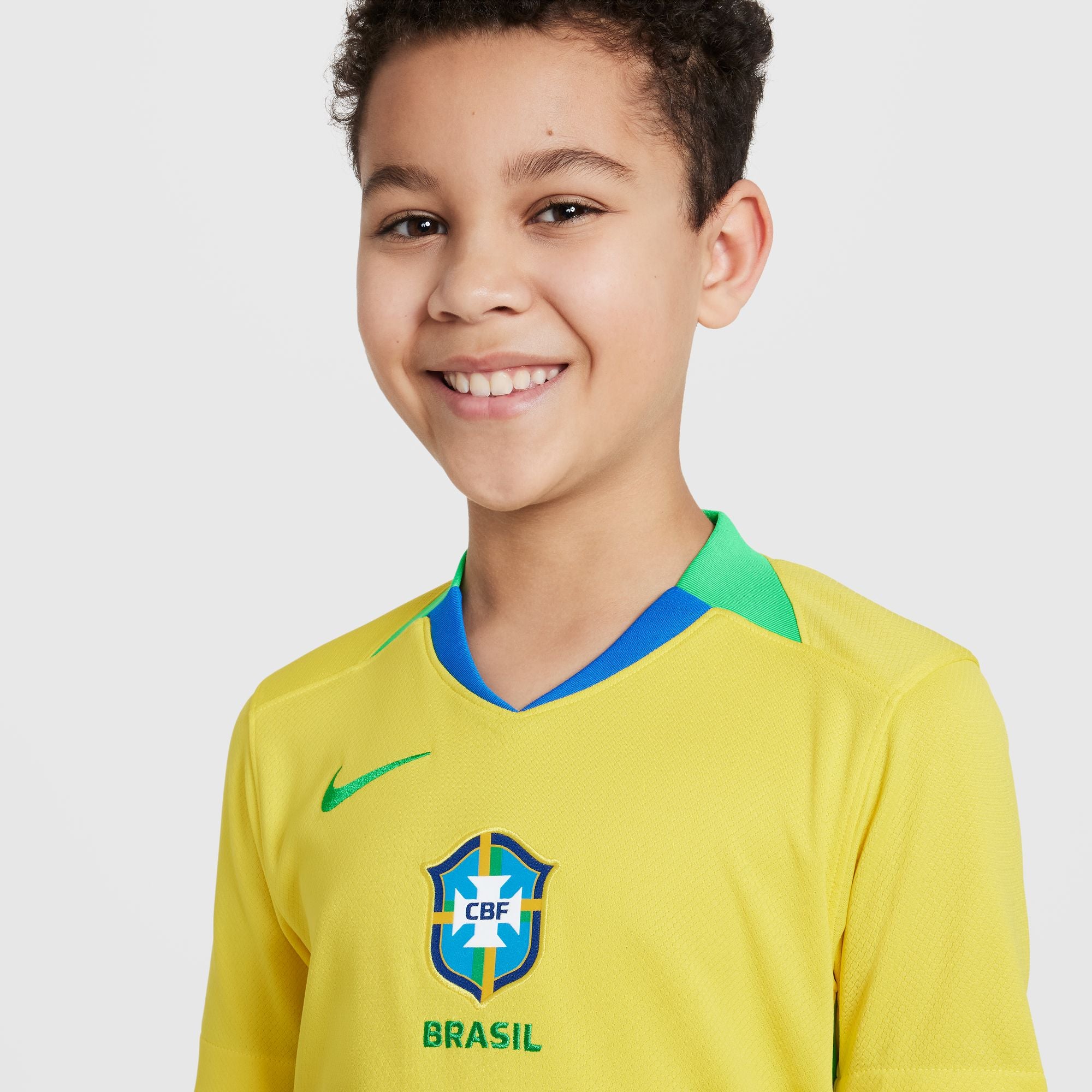 Nike Brazil 2025 Stadium Home (Women's Team) Big Kids' Dri-FIT Soccer Replica Jersey