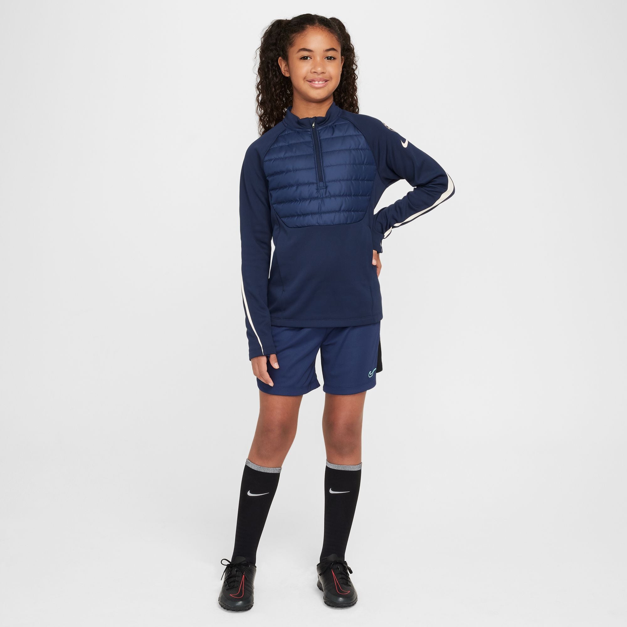 Nike Chelsea FC Academy Winter Warrior Big Kids' Therma-FIT Soccer Dri