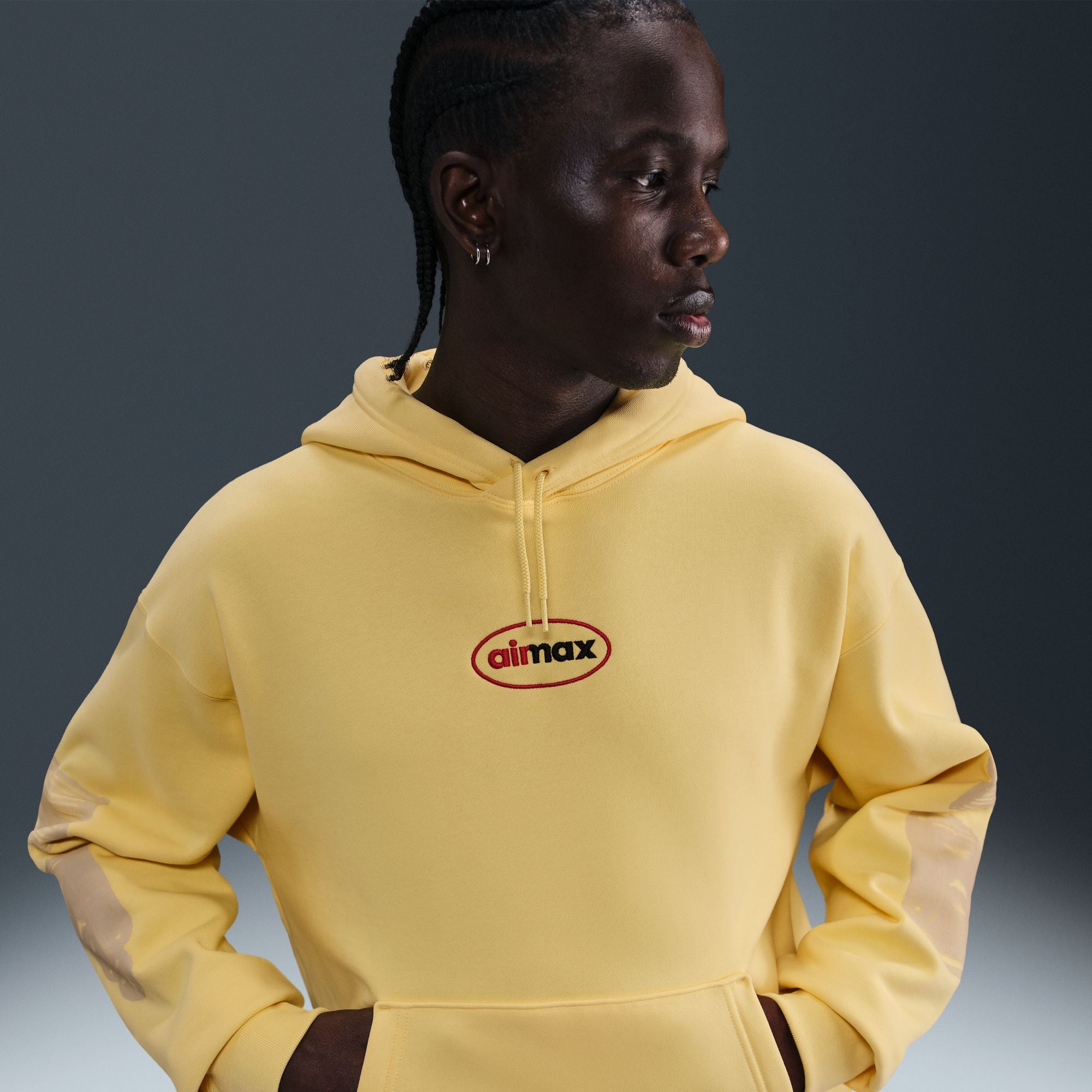 nike essential pullover hoodie