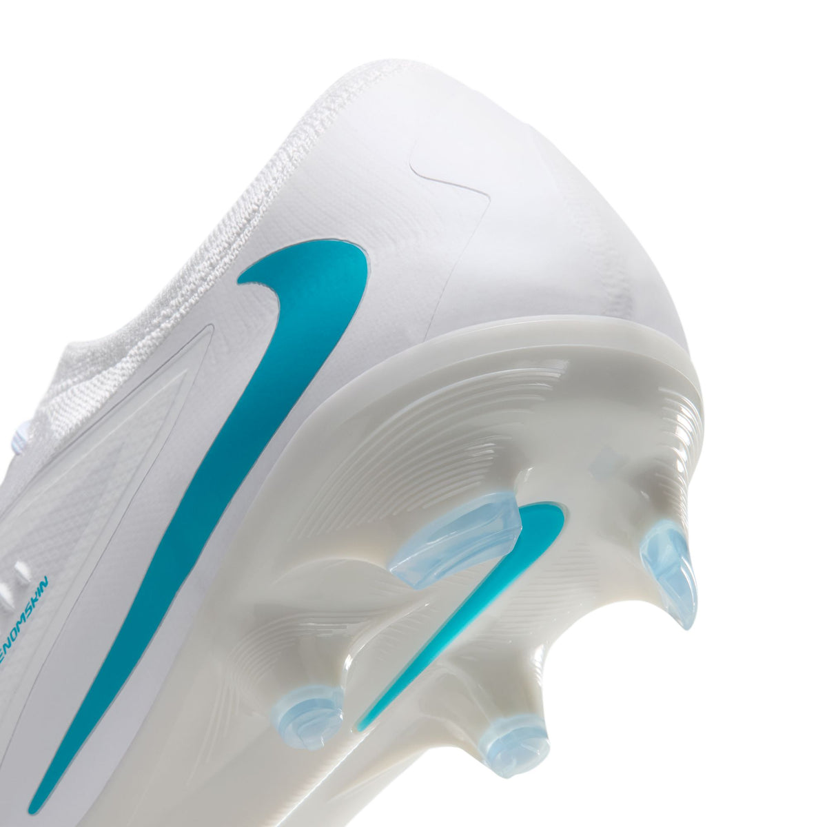 Nike Phantom 6 Low Pro Firm-Ground Soccer Cleats