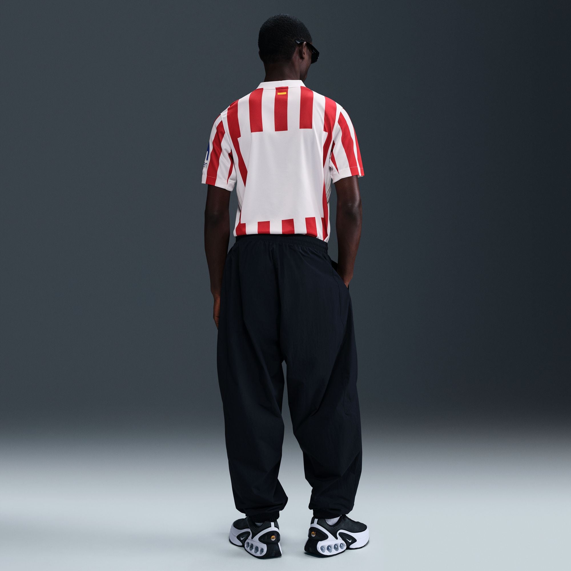 Nike Atlético Madrid 2025/26 Stadium Home Men's Dri-FIT Soccer Replica