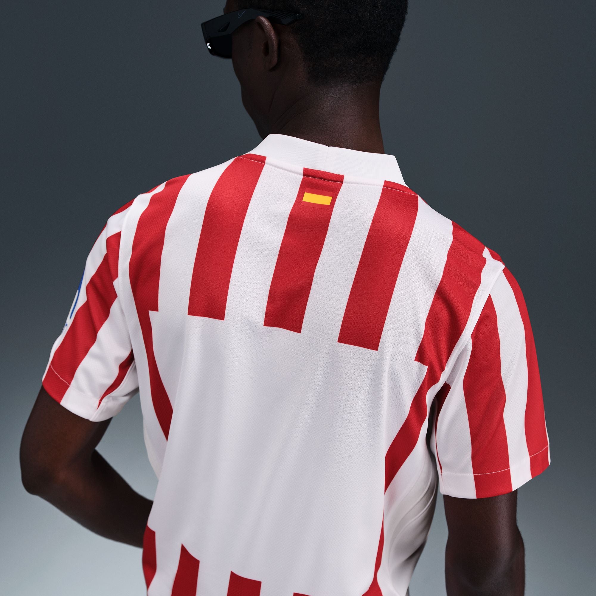 Nike Atlético Madrid 2025/26 Stadium Home Men's Dri-FIT Soccer Replica