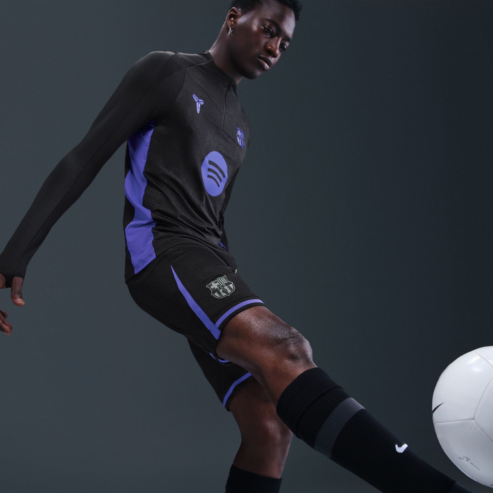 Nike Kobe Bryant FC Barcelona 2025/26 Stadium Away Men's Dri-FIT Soccer Replica Shorts - HJ4673-010-NIKE by Nike | Available at Niky's Sports