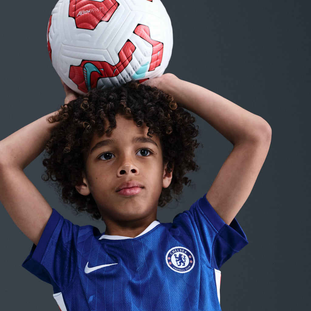 Nike Chelsea FC 2025/26 Stadium Home Little Kids' Soccer Replica 3-Piece Kit