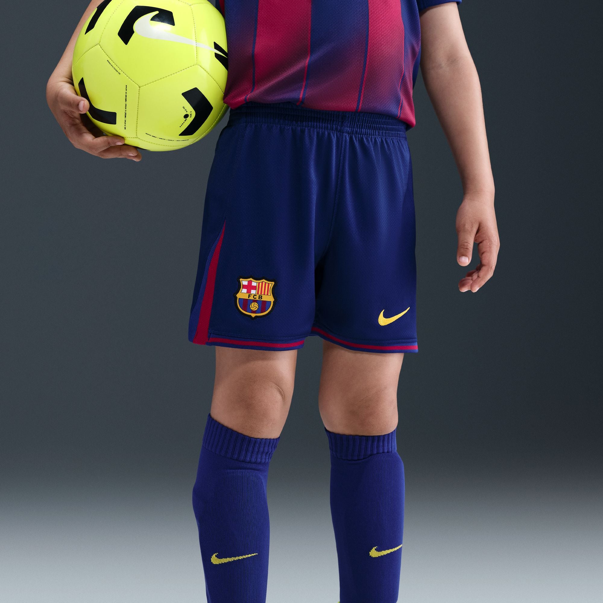 Nike FC Barcelona 2025/26 Stadium Home Little Kids' Soccer Replica 3-Piece Kit