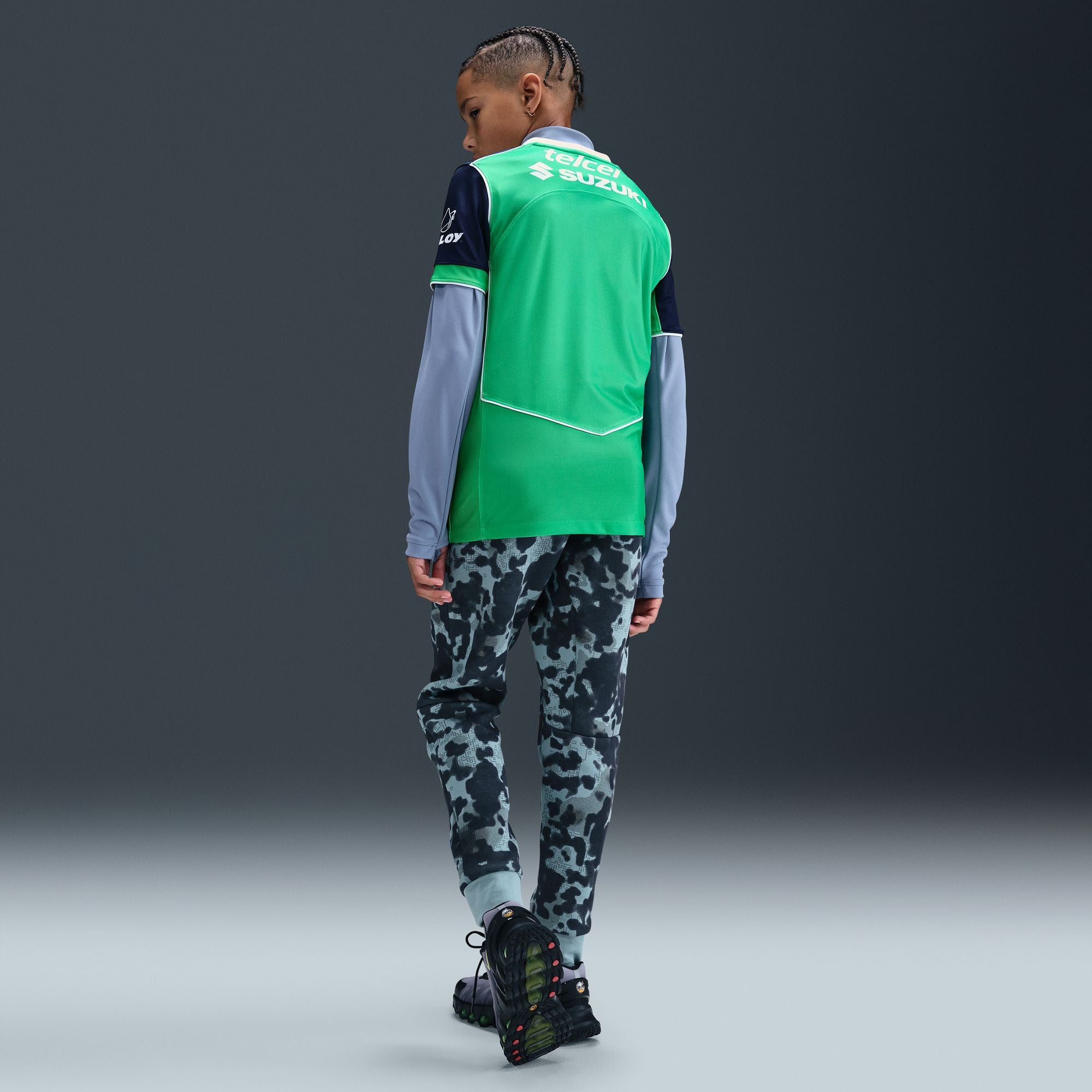 Nike Pumas UNAM 2025/26 Stadium Third Youth Dri-FIT Total 90 Soccer Replica Jersey