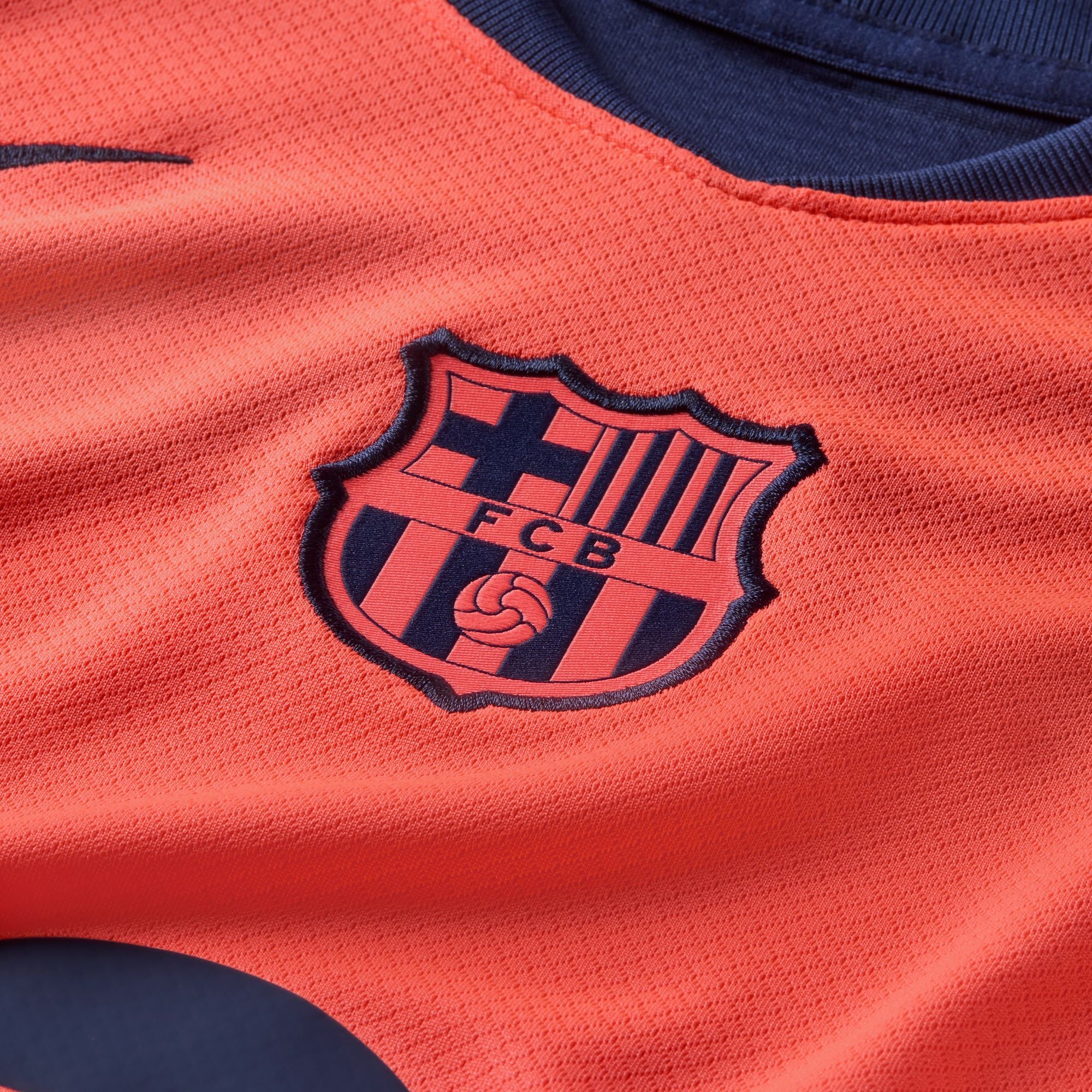 Nike FC Barcelona 2025/26 Stadium Third Big Kids' Dri-FIT Total 90 Soc