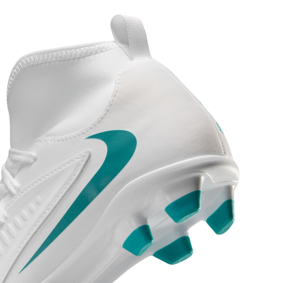 Nike Jr. Phantom 6 High Club Big Kids' Multi-Ground Soccer Cleats