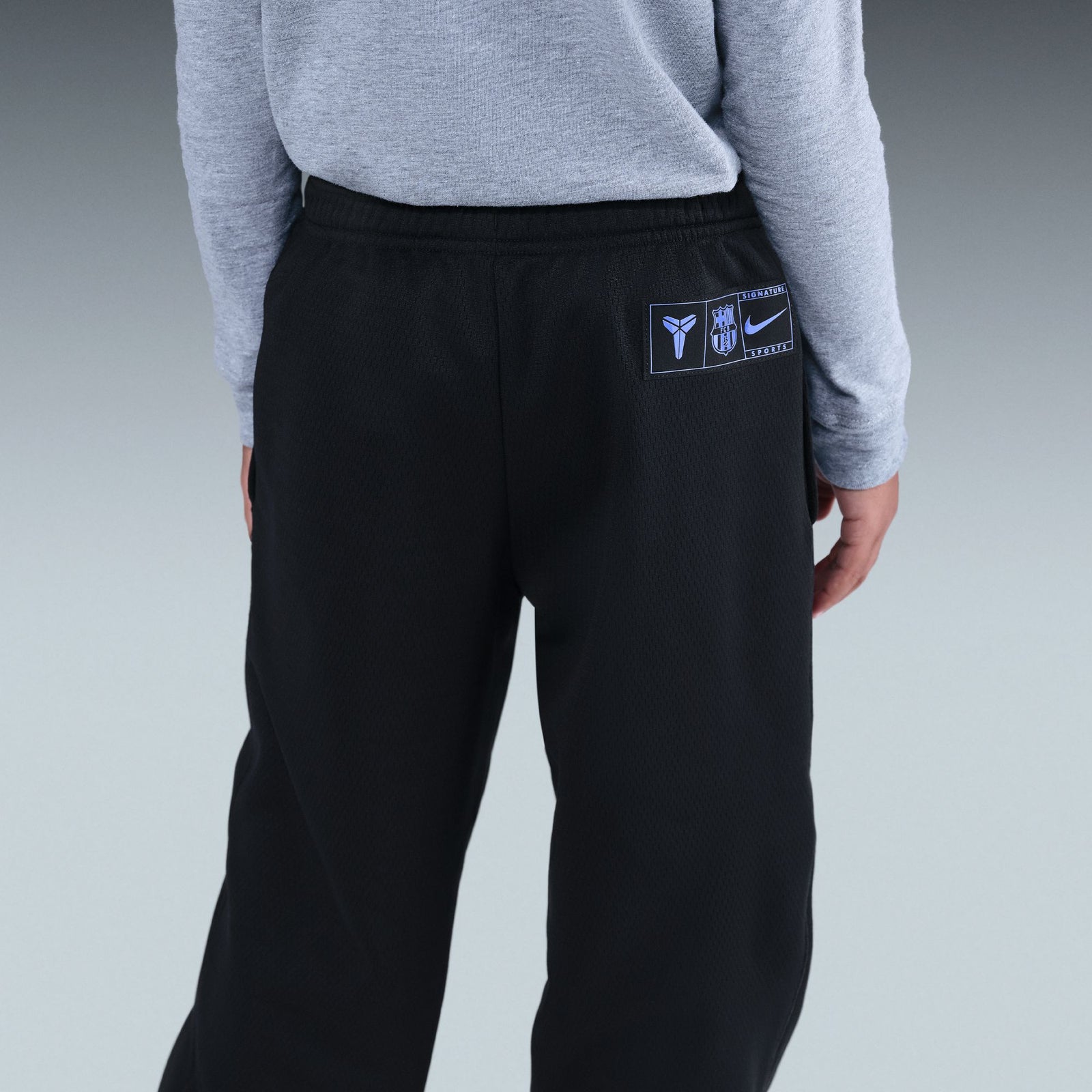 Nike FC Barcelona Away Big Kids' Kobe Therma-FIT Soccer Pants