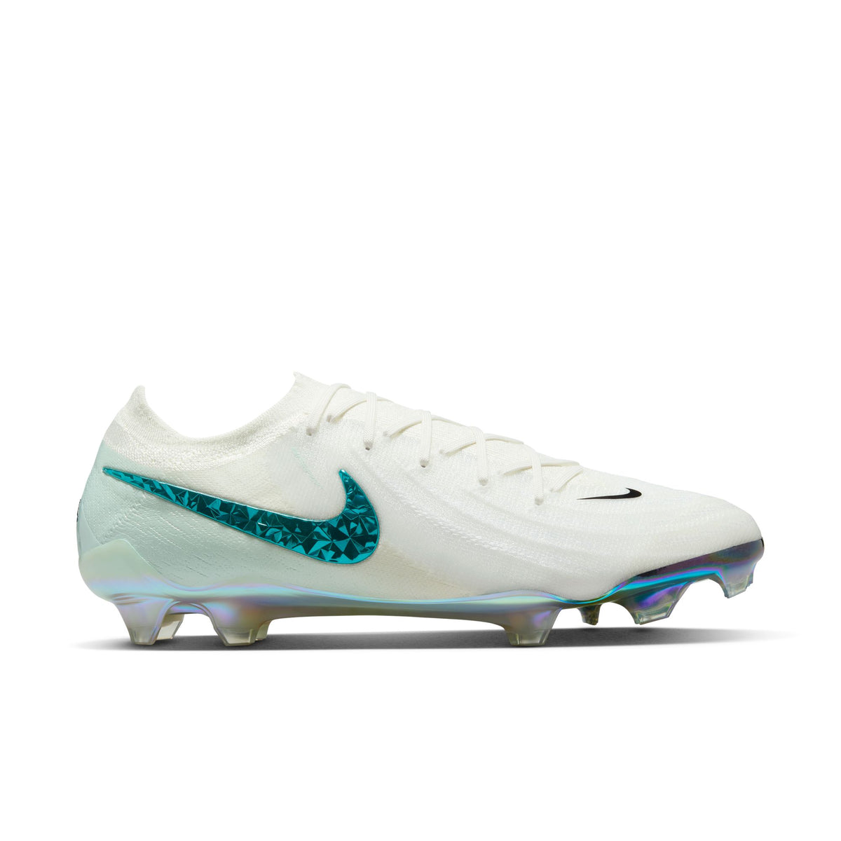 Nike Phantom GX 2 Elite LV8 FG Low-Top Soccer Cleats