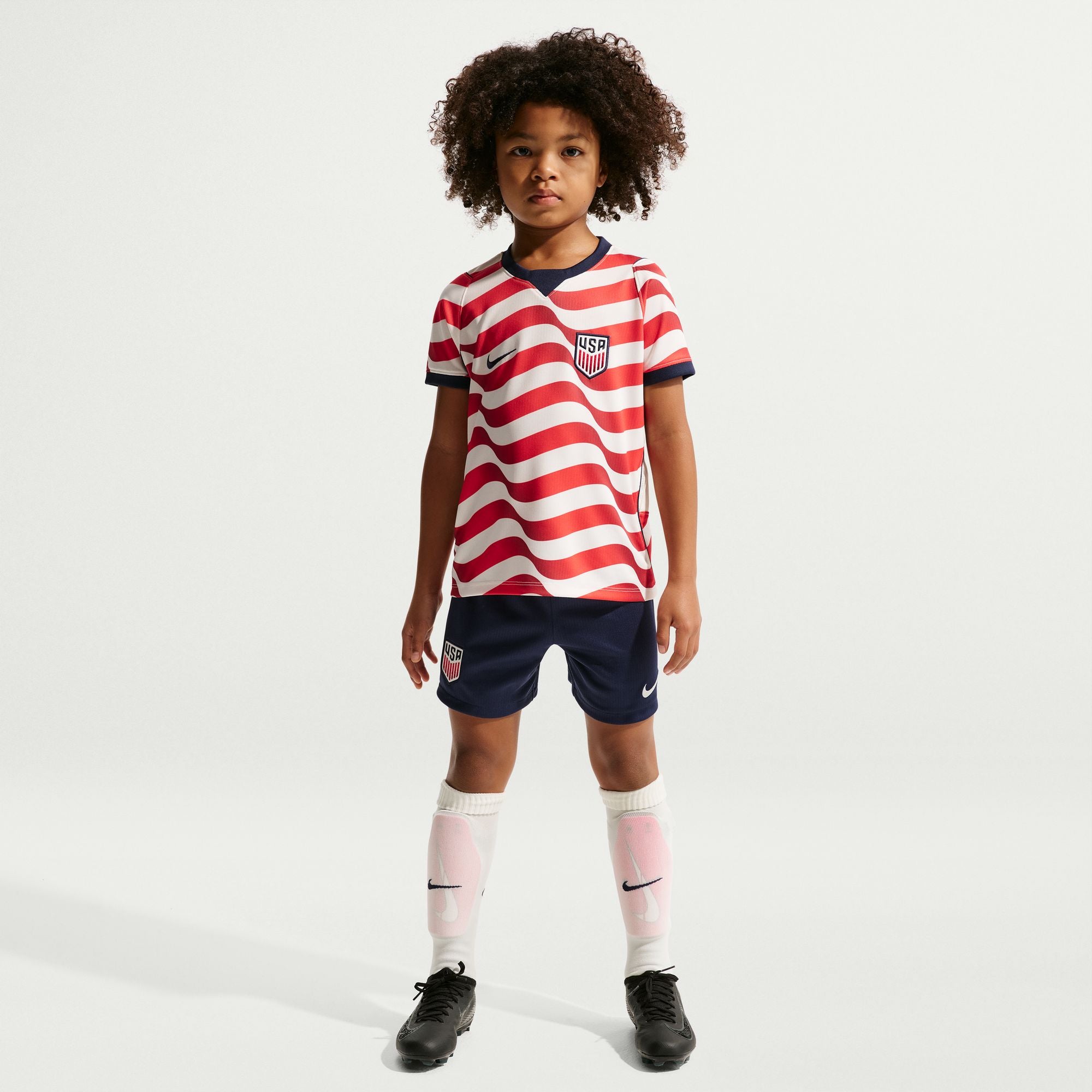 Nike USA 2026 Stadium Home Little Kids' Nike Soccer Replica 3-Piece Kit