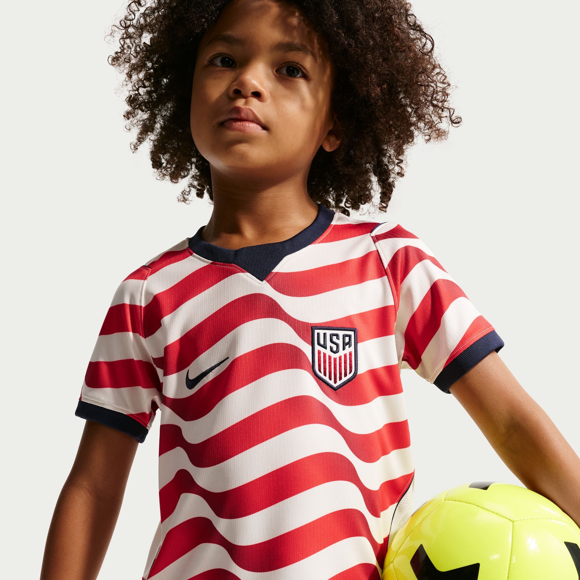 Nike USA 2026 Stadium Home Little Kids' Nike Soccer Replica 3-Piece Kit