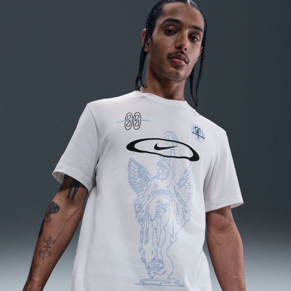 NIKE SPORTSWEAR VICTORY GRAPHIC T-SHIRT