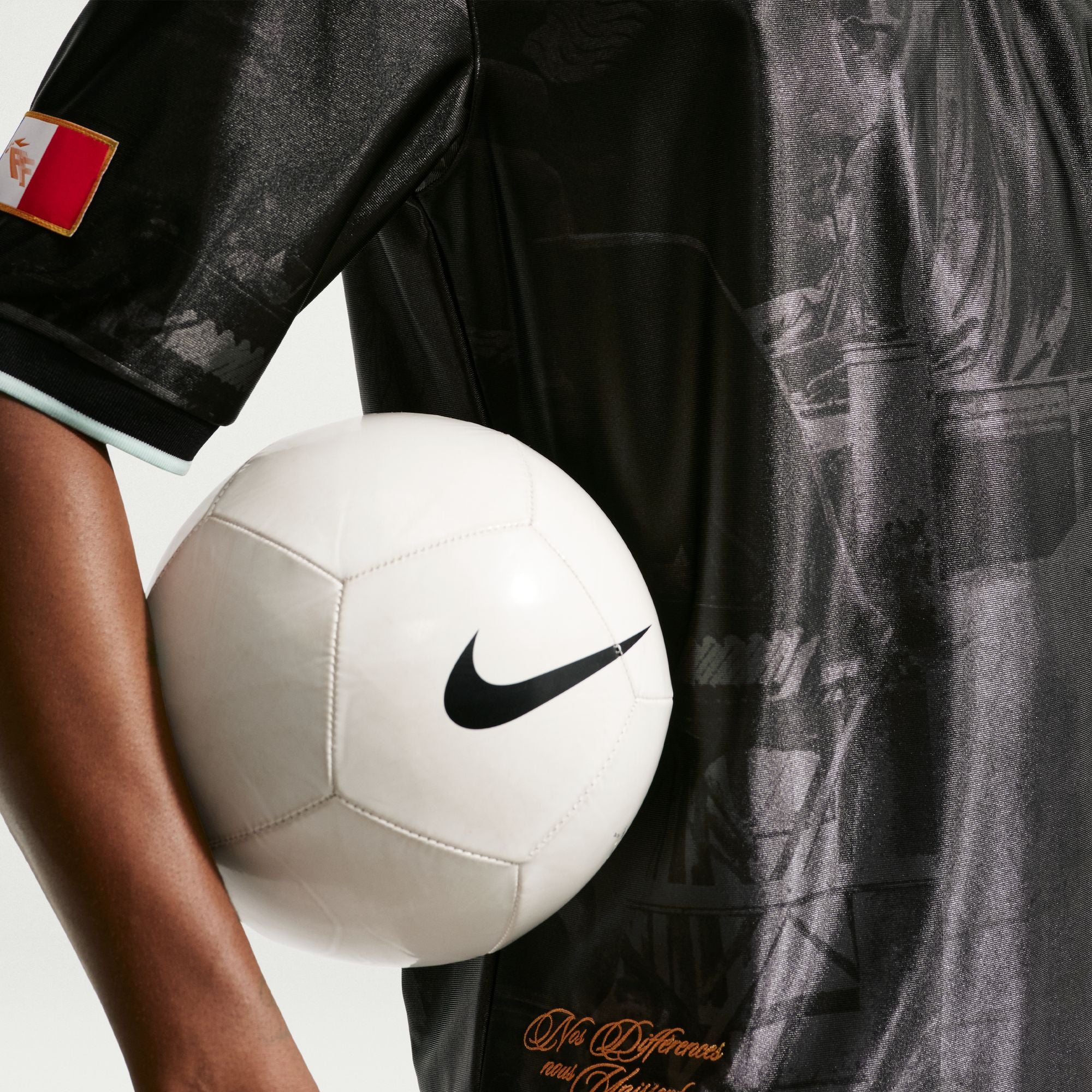 Nike France Energy Men's Nike Dri-FIT Short-Sleeve Soccer Top